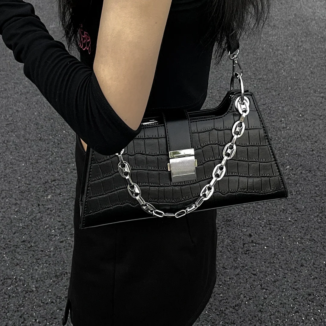Alba Croc Shoulder Bag - Image 5