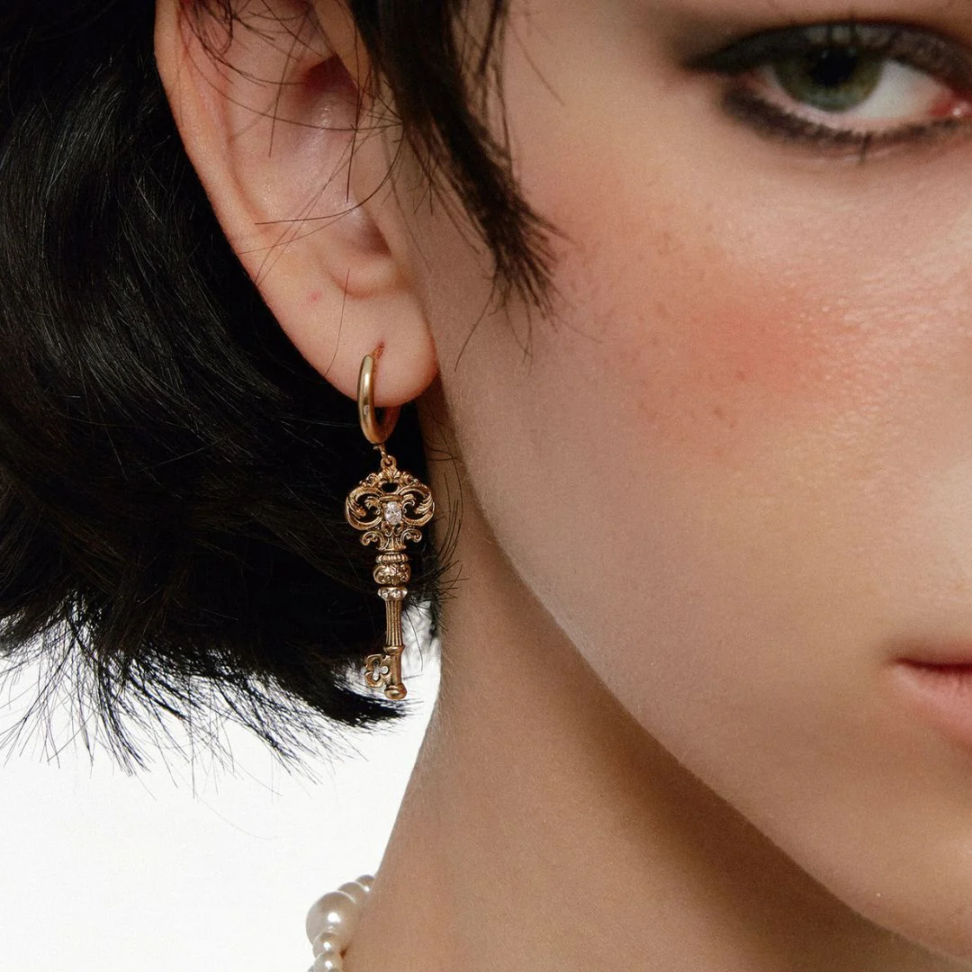 Aveline Earrings - Image 5
