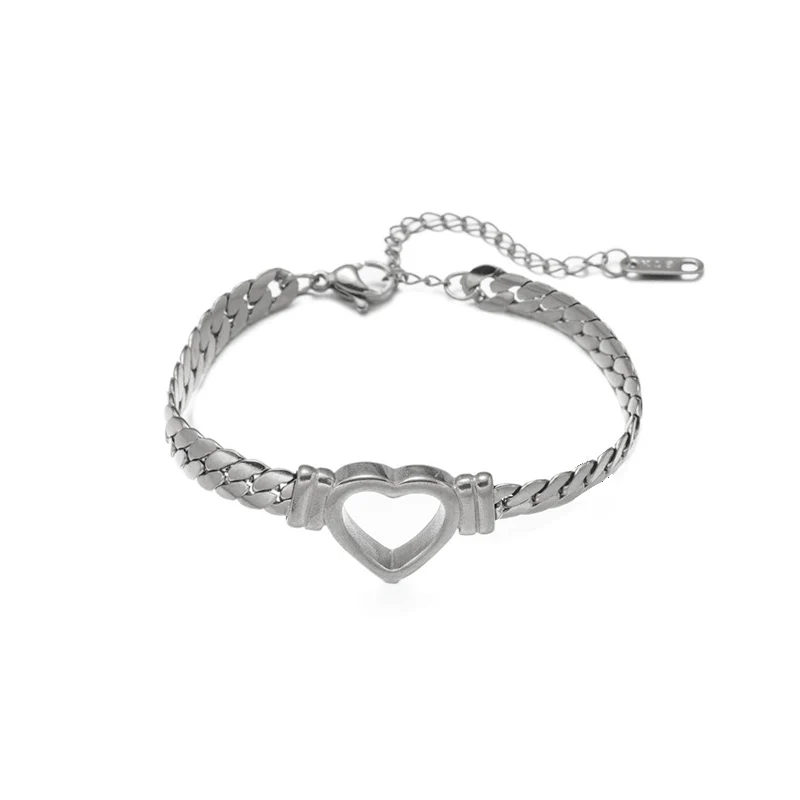 Kiana Choker - Image 12