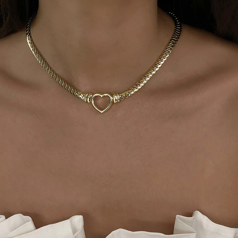 Kiana Choker - Image 6