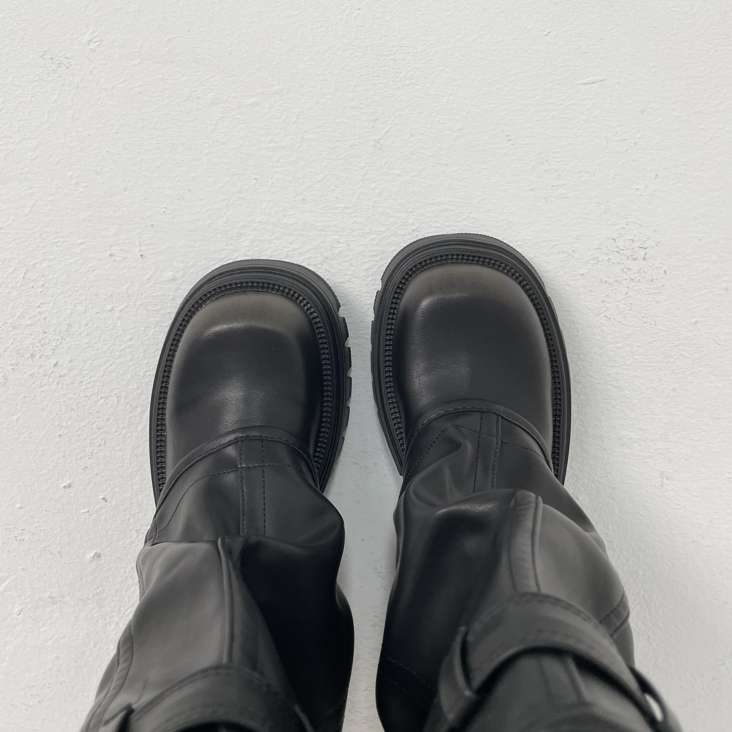 Knee-high Platform Fold Over Chunky Boots - Image 10