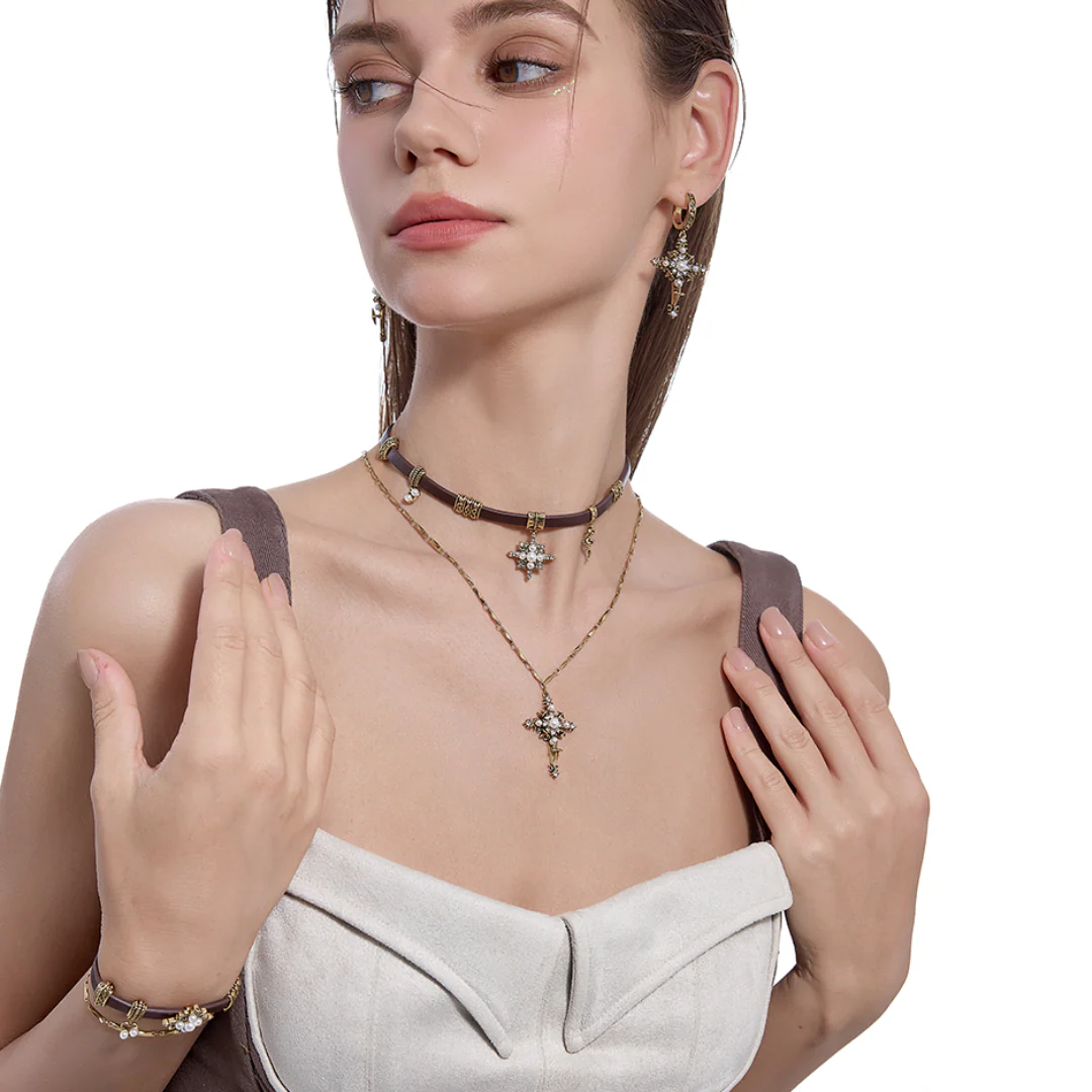 Luna Vintage Cross Bracelet - Image 7