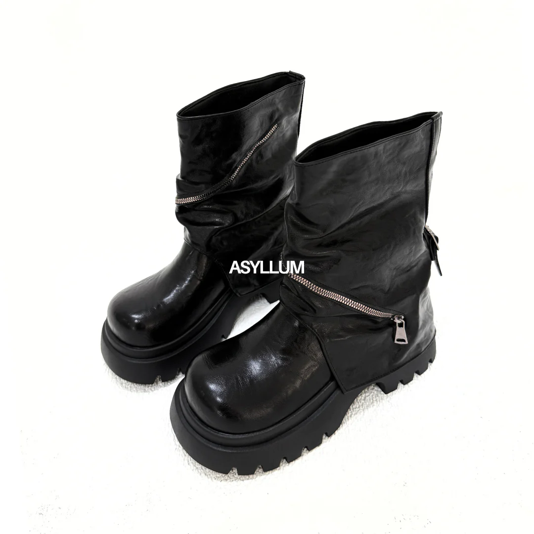 Nola Hyperlug Boots - Image 17