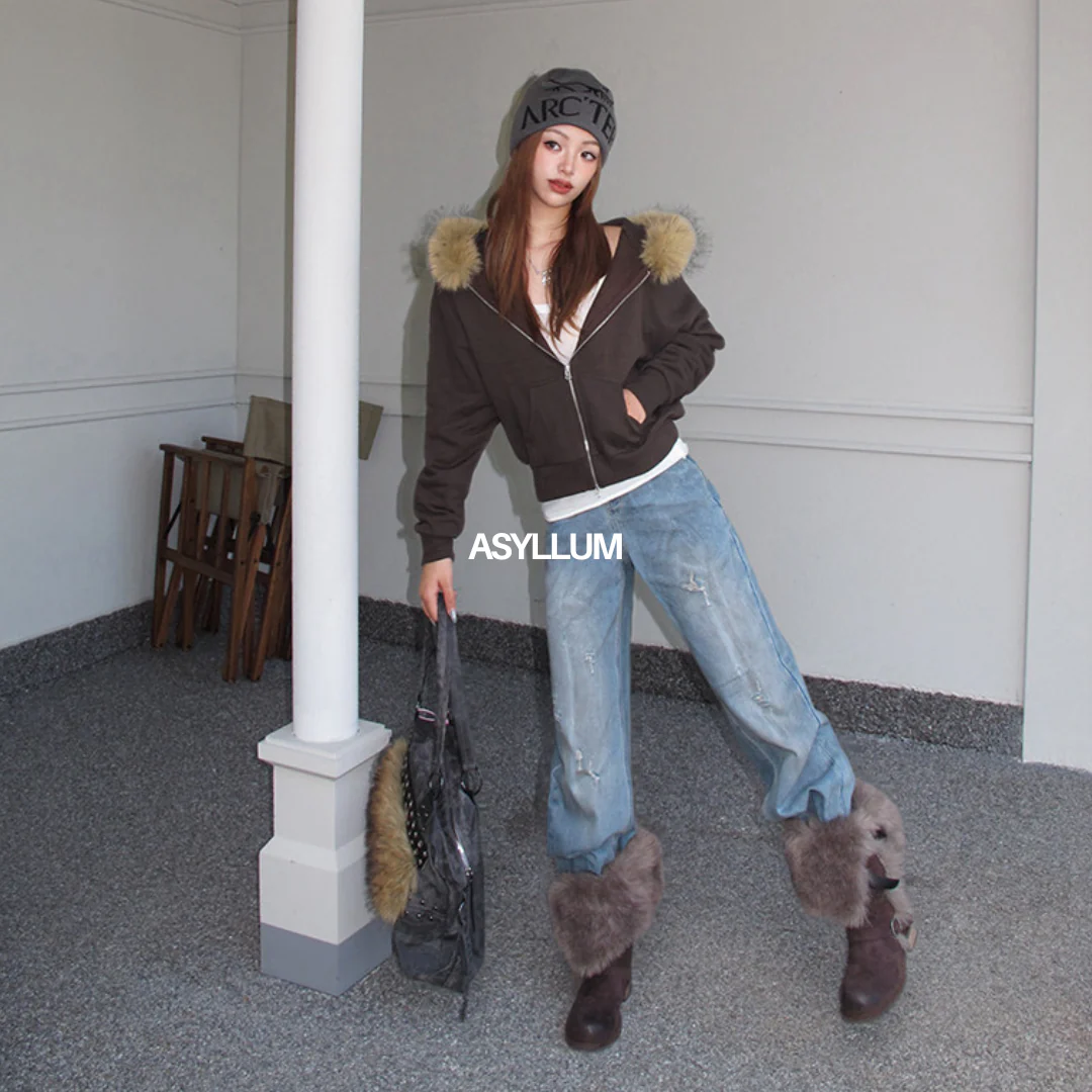 Uma Arctic Boots - Image 15